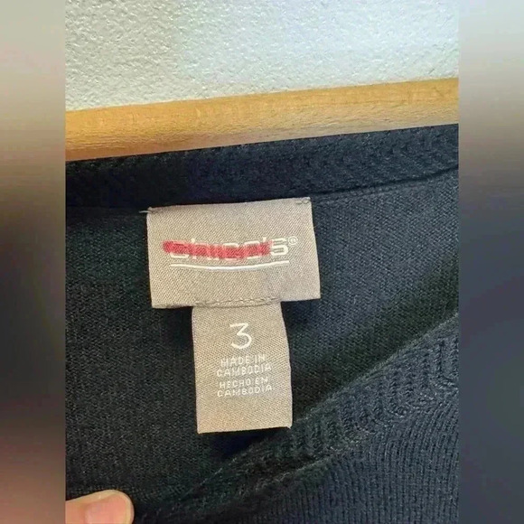 Chico’s women’s black pullover top oversized lightweight knitted v-neck size 3 - Picture 4 of 12